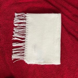 Amazon Essentials White Fringe Scarf